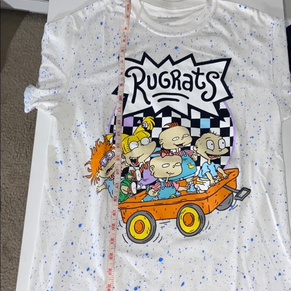 Vintage 90’s graphic tee 😎